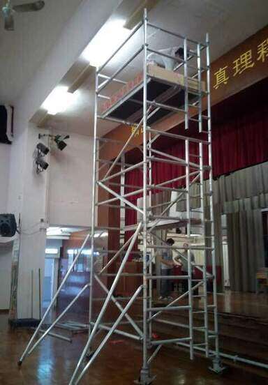 香港慈云山楼层装修