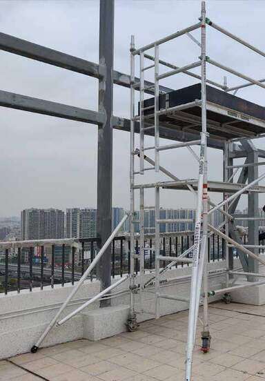 深圳沙井鹏展汇铁架拆除工程